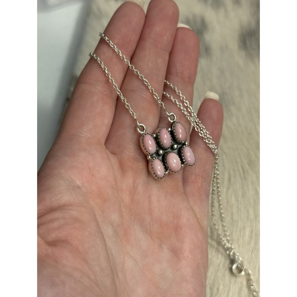 Sterling Silver 925 Pink Conch Oval Multi-Stone Six Stone Bar Necklace 16”-18” - Picture 7 of 8